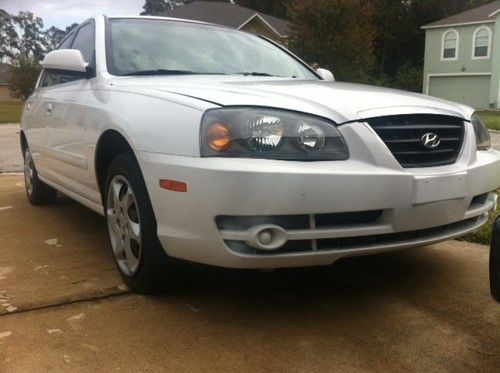 2005 hyundai elantra gls sedan 4-door 2.0l