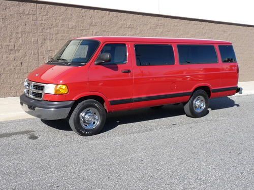 2002 dodge premium passenger extended maxi-van..loaded..124,581 miles.