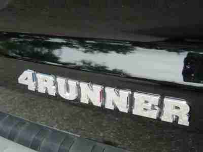 NO RESERVE HI BID WINS 1OWNER SERVICED RUST FREE LEATHER DVD SR5 V8 18MPG FLA, image 3