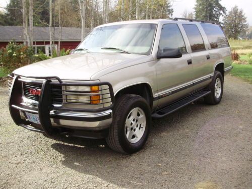 1999 GMC Suburban Sierra SLE 1500 4WD,Adult Owned,Very Nice,Rust Free Body, image 16