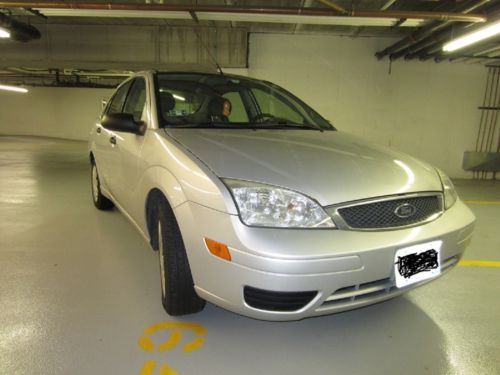 2005 ford focus zx4 sedan 4-door 2.0l - nice