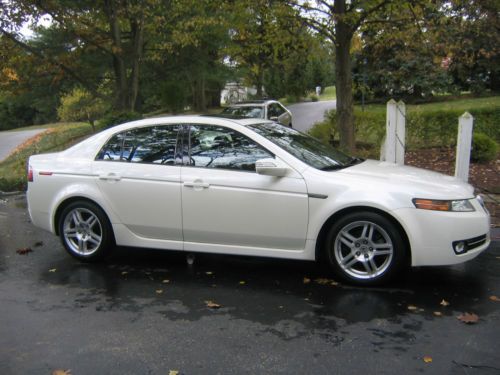 2008 acura tl base sedan 4-door 3.2l with navigation &amp; sun roof - low mileage