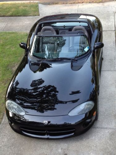 Viper dodge 1995, black and beautiful !