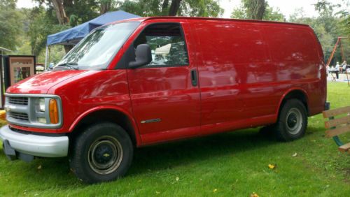 2002 g3500 express van