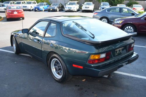 1983 Porsche 944 Hunter Green Clean Rear wheel drive manual sunroof, image 2