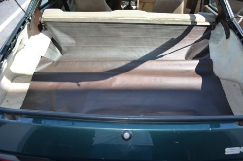 1983 Porsche 944 Hunter Green Clean Rear wheel drive manual sunroof, image 3