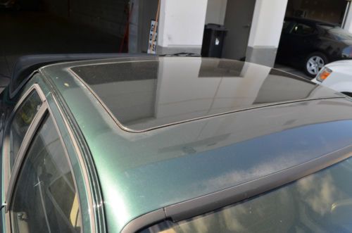 1983 Porsche 944 Hunter Green Clean Rear wheel drive manual sunroof, image 9