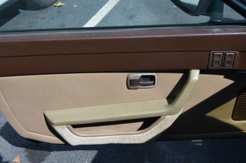 1983 Porsche 944 Hunter Green Clean Rear wheel drive manual sunroof, image 20