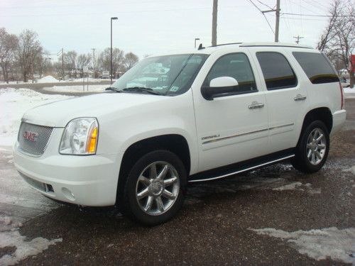 2011 gmc denali awd nav ent