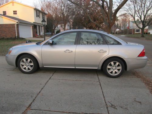 2007 Ford Five Hundred SEL Sedan 4-Door 3.0L, image 4