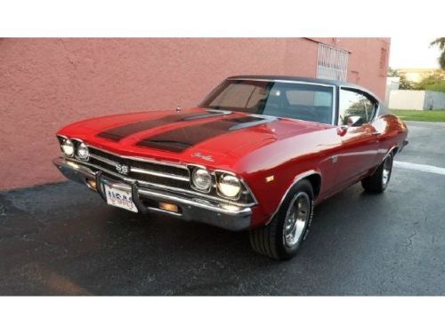 Red chevrolet chevelle 396 muncie 4 speed 12 bolt buckets classic muscle