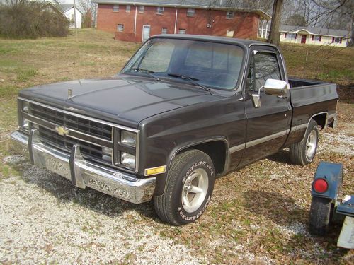 '87' chevy siverado 1500 classic,  excellent condition