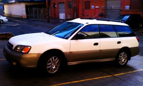 2001 subaru outback base wagon 4-door 2.5l