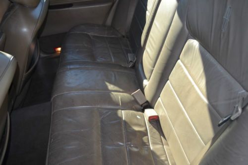 2001 Lincoln Towncar, image 6