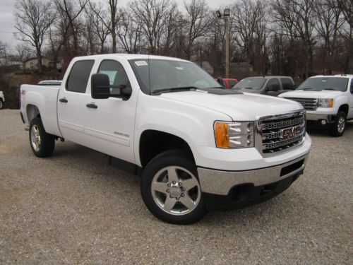 New gmc 2500 crew cab 4x4 diesel