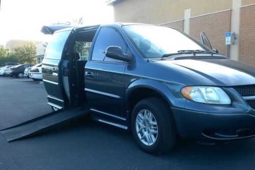 2002 dodge grand caravan handicap wheelchair