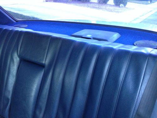 This silver 1981 Mercedes 300D with blue interior is the classic W123 Chassis, image 10