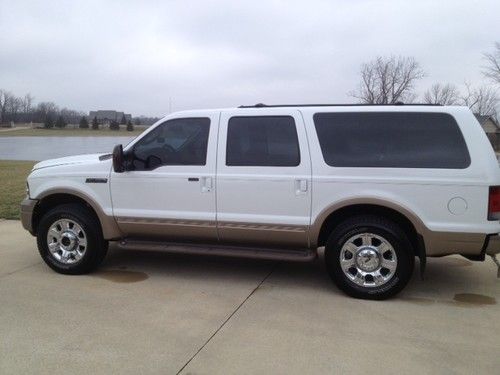 2005 ford excursion eddie bauer 6.0l diesel - mint condition