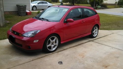 2002 ford focus svt hatchback 3-door 2.0l