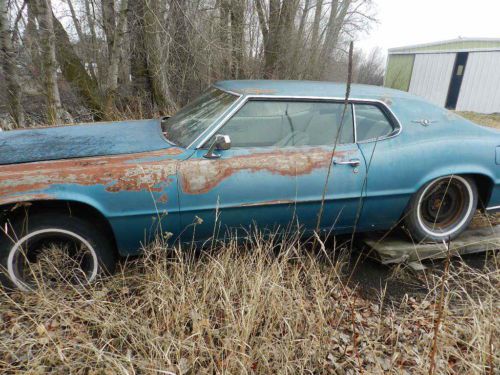 1970 thunderbird 2 dr hardtop parts car or restore no rust