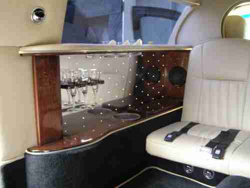 2008 Lincoln Town Car Executive Sedan 4-Door 4.6L, image 6