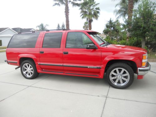 1996 chevy suburban 7.4l - low milage