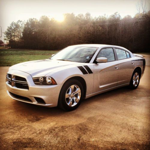 2012 dodge charger se sedan 4-door 3.6l