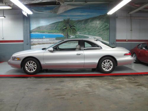 1998 lincoln markviii..original owner..40k actual mi. 100% carfax certified !