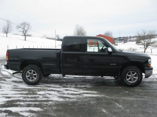 1999 black chevy silverado 1500 - extended cab