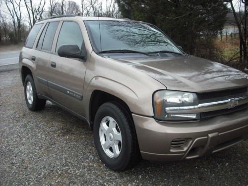 2003 chevrolet trailblazer no accidents clean carfax!