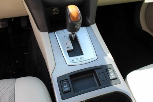 3.6R 13k Miles Tan Leather Sunroof Bluetooth Keyless No Reserve Hatchback 4WD, image 18