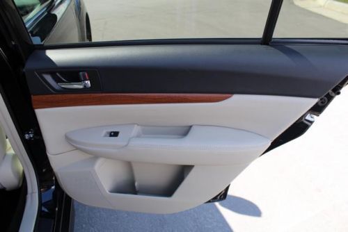 3.6R 13k Miles Tan Leather Sunroof Bluetooth Keyless No Reserve Hatchback 4WD, image 23