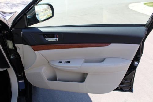 3.6R 13k Miles Tan Leather Sunroof Bluetooth Keyless No Reserve Hatchback 4WD, image 26