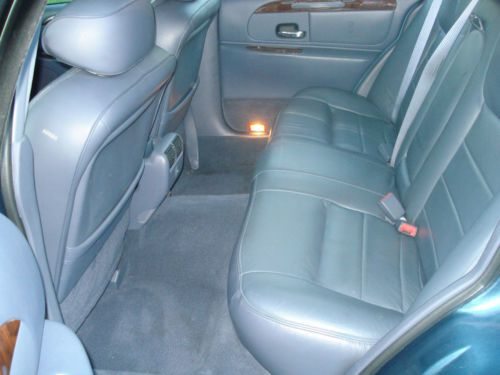 2001 LINCOLN TOWNCAR EXECUTIVE 1 OWNER 58K GARAGE KEPT BLUE/BLUE EXCELLENT COND!, US $4,800.00, image 13