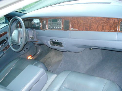 2001 LINCOLN TOWNCAR EXECUTIVE 1 OWNER 58K GARAGE KEPT BLUE/BLUE EXCELLENT COND!, US $4,800.00, image 15