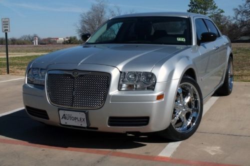 2006 chrysler 300 custom wheels