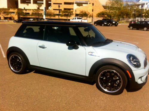 2011 mini cooper s ice blue 33k loaded-premium pkg-17&#034; black alloy wheels