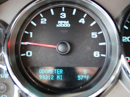 6.0L V8 LT Z71 Leather Power Seat Lifted Off Road Tires Tow OnStar CD MP3 4x4, image 27