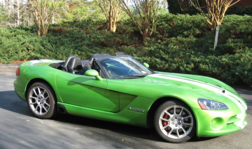 2008 dodge viper srt-10 convertible 2-door 8.4l