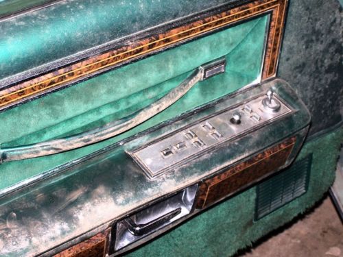 1976 Lincoln Continental Town Car 4 Door Sedan, image 14