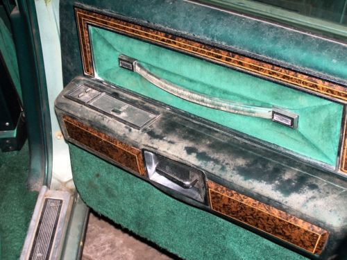 1976 Lincoln Continental Town Car 4 Door Sedan, image 18