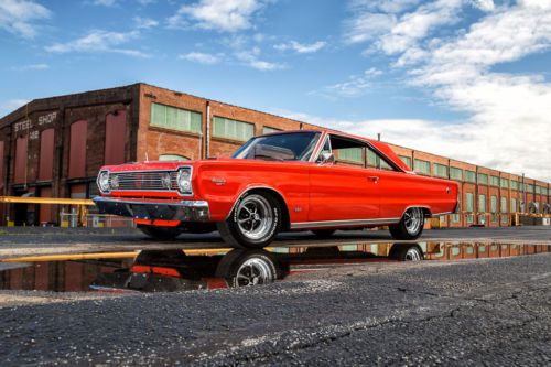 1966 satellite 426 hemi, 4 speed, gtx hood, power disc brakes