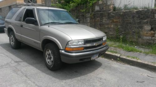 2001 chevrolet blazer ls sport utility 2-door 4.3l