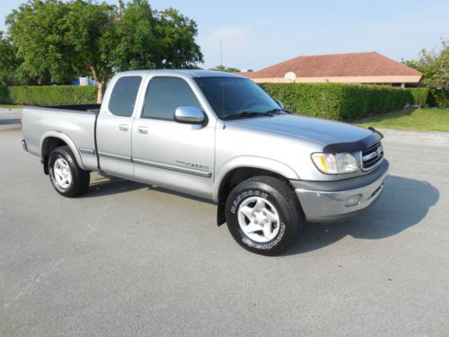 2002 toyota tundra sr5 extended cab pickup 4-door 4.7l