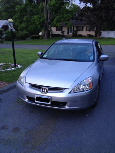 2004 honda accord lx 4door auto