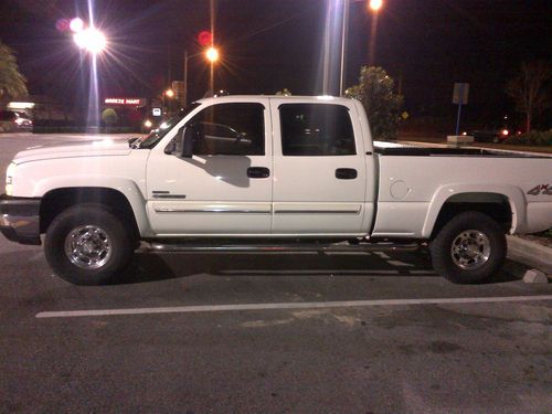 2006 chevrolet silverado 2500 hd diesel lt crew cab pickup 4-door 6.6l