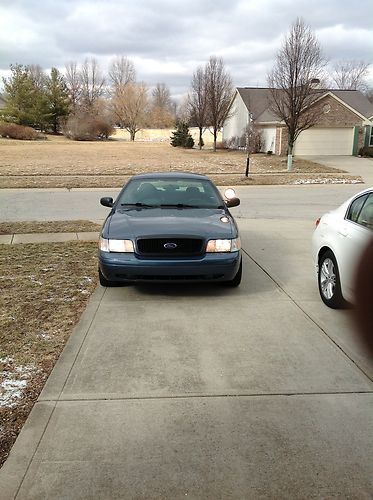 2007 ford crown victoria police interceptor sedan 4-door 4.6l