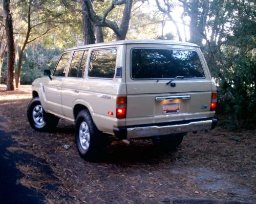 1984 Toyota Land Cruiser Base Sport Utility 4-Door 4.2L, image 2