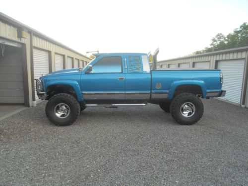 1992 chevrolet silverado custom pick/up truck