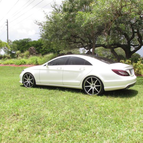 2012 mercedes cls 550 sport package, loaded with every option 32 k miles mint